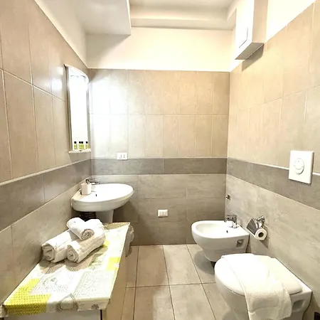 Borsa Apartman Monza